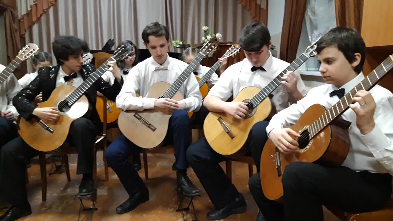 "Магия гитары" Отчетный концерт класса гитары 2019