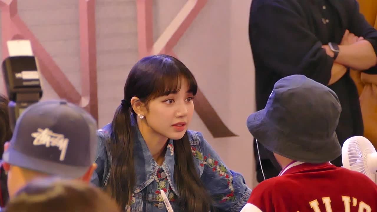 FANMEETINGS/FANSIGNS