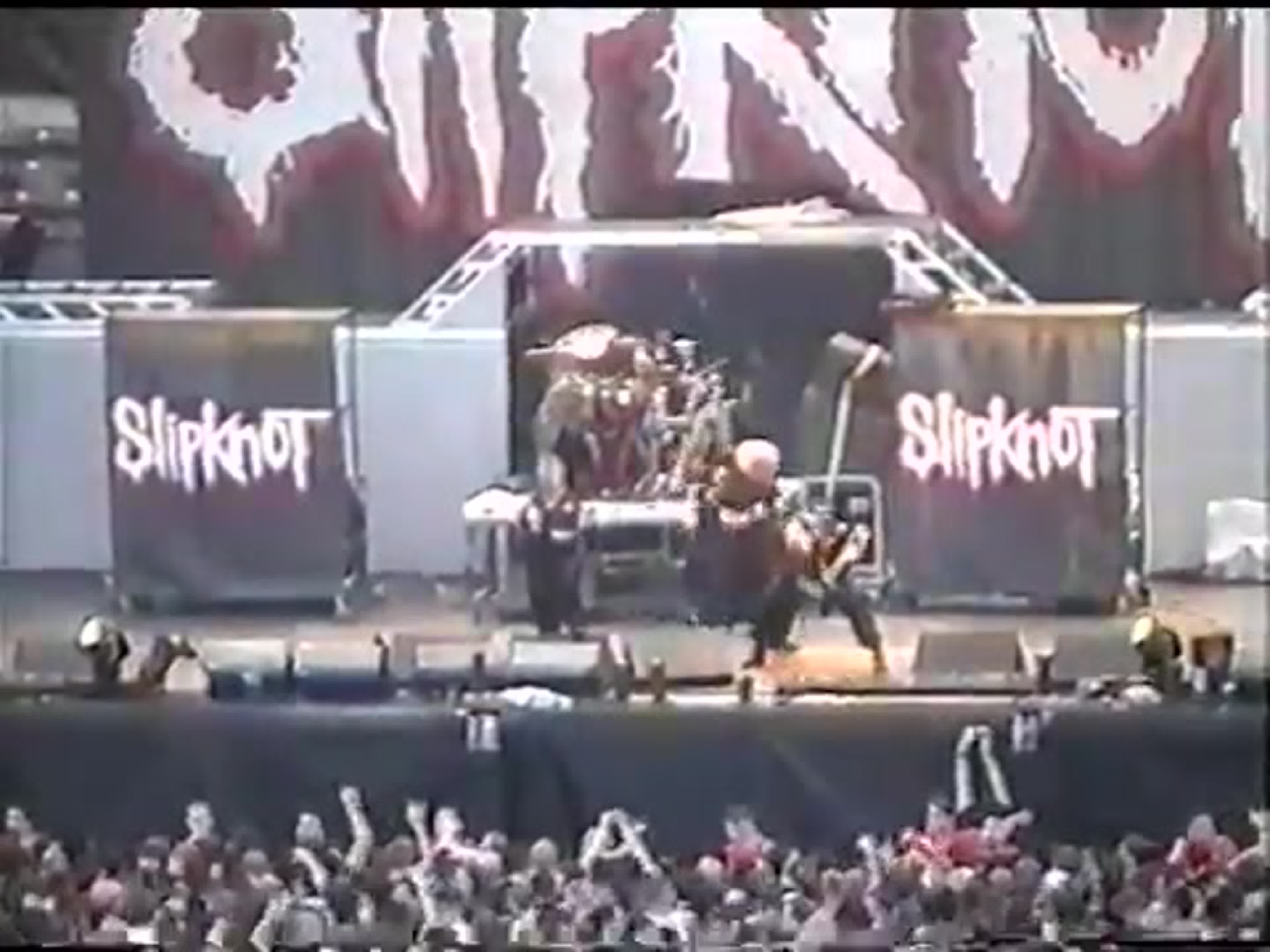 World Domination Tour. Июль, 2000.