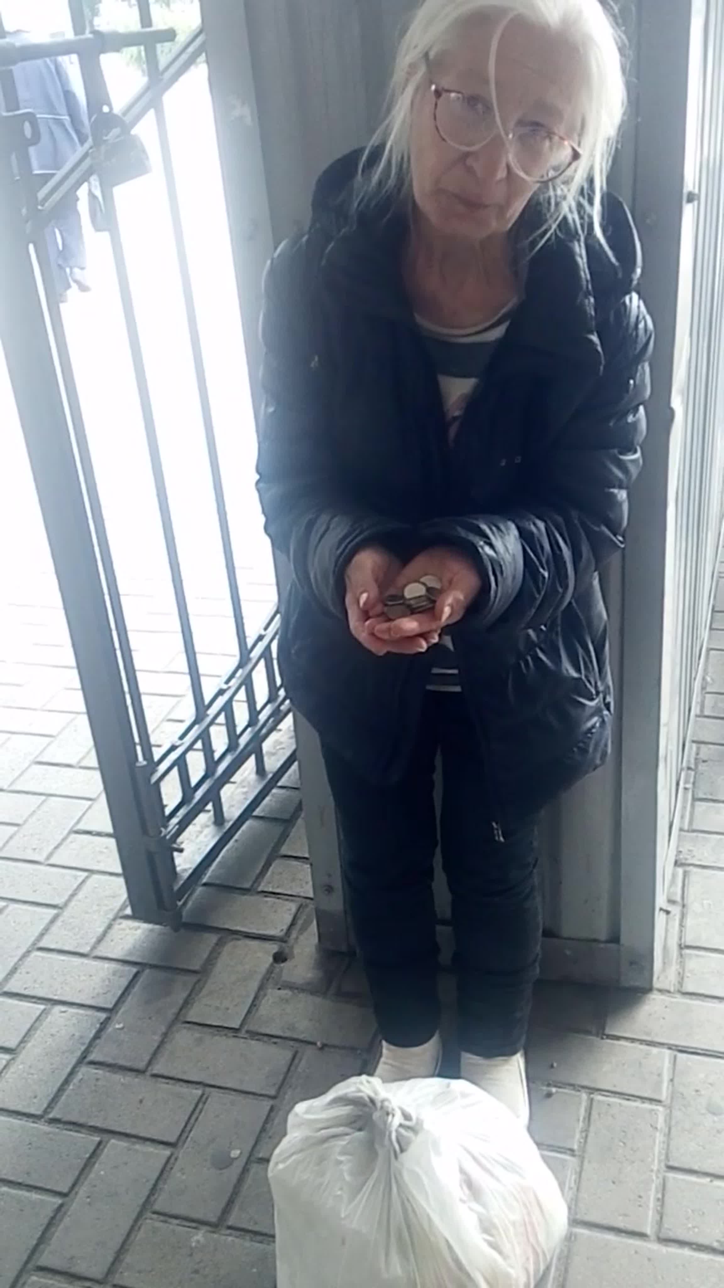 Агрессивная Кузнецова с ПГМ, у которой "сотрудники милиции украли пенсию"