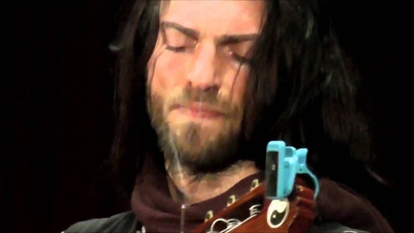 Estas Tonne