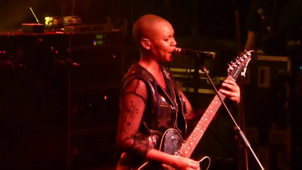 Skunk Anansie - Anarchytecture 2016