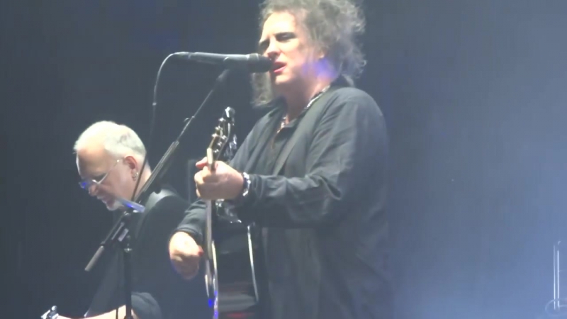 The Cure07.10 2-16.Хельсинки Хартвалл Арена