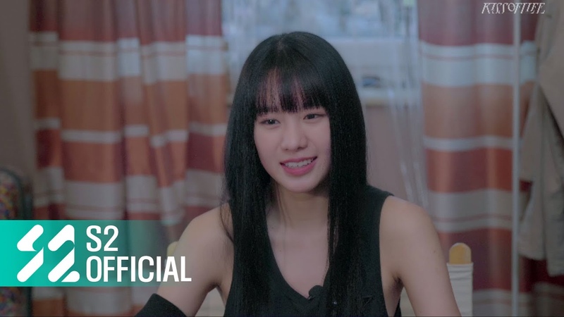 • Документальный фильм 1st mini album