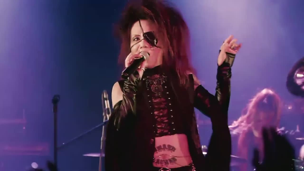 MALICE MIZER, Moi dix Mois, ZIZ