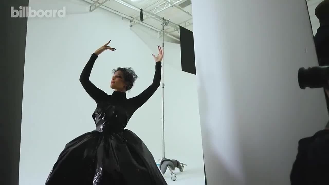 • Фотосессии