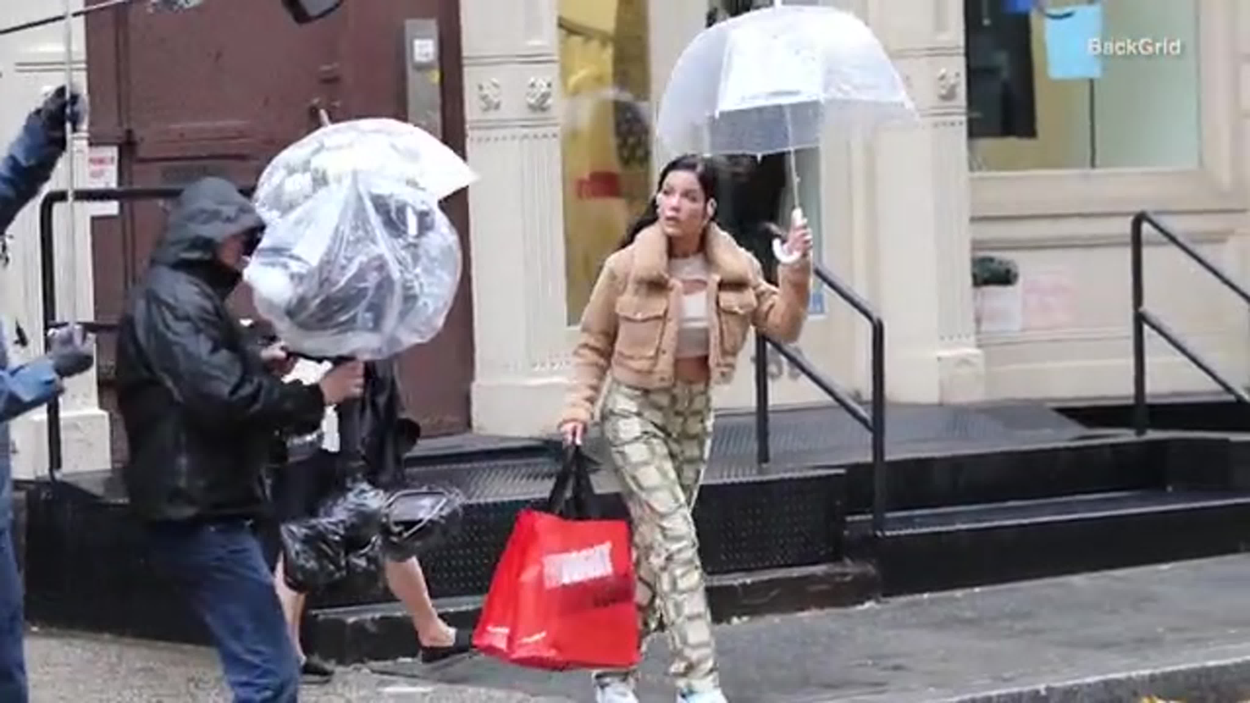 • Папарацци