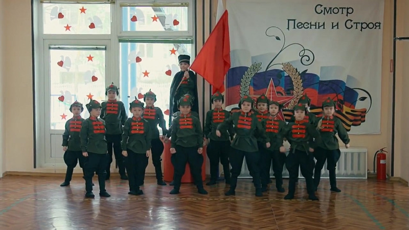 Поют и танцуют дети