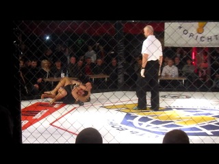 Тренер Стас Константинов