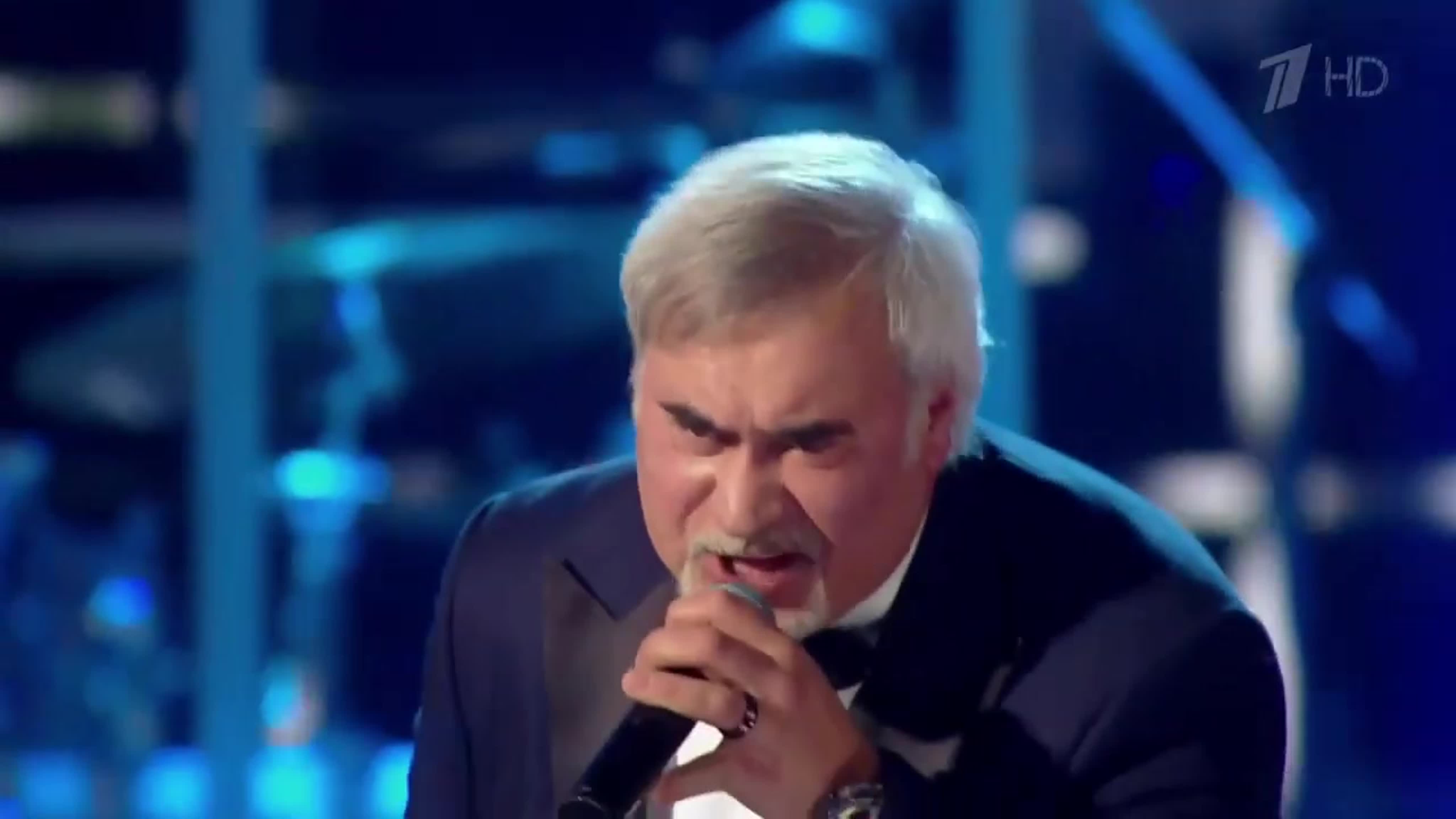 Новый год В.М.