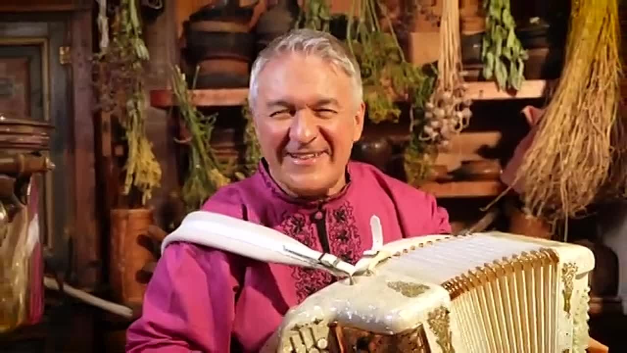 * Валерий Сёмин *