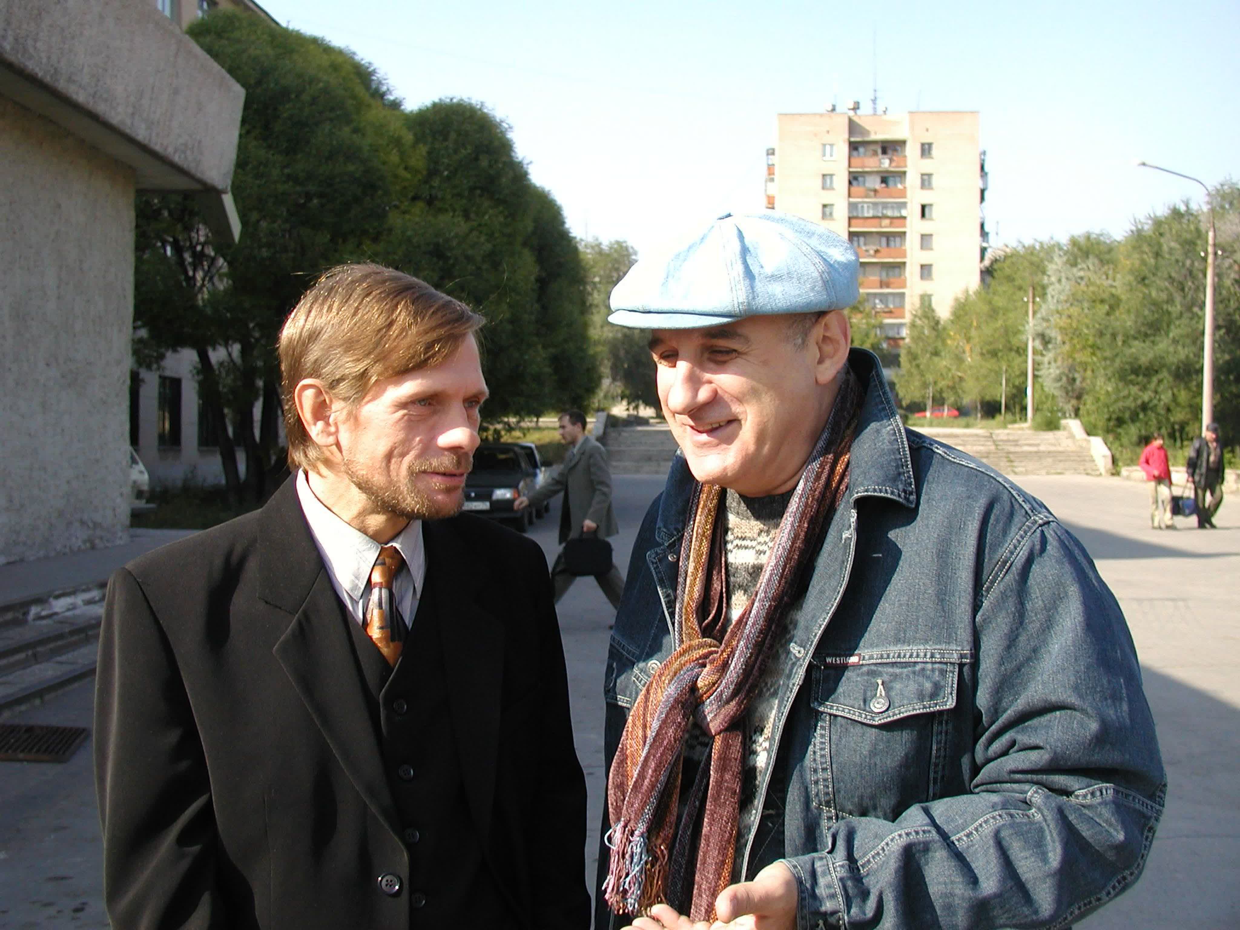 Поёт Ираклий Гвенцадзе