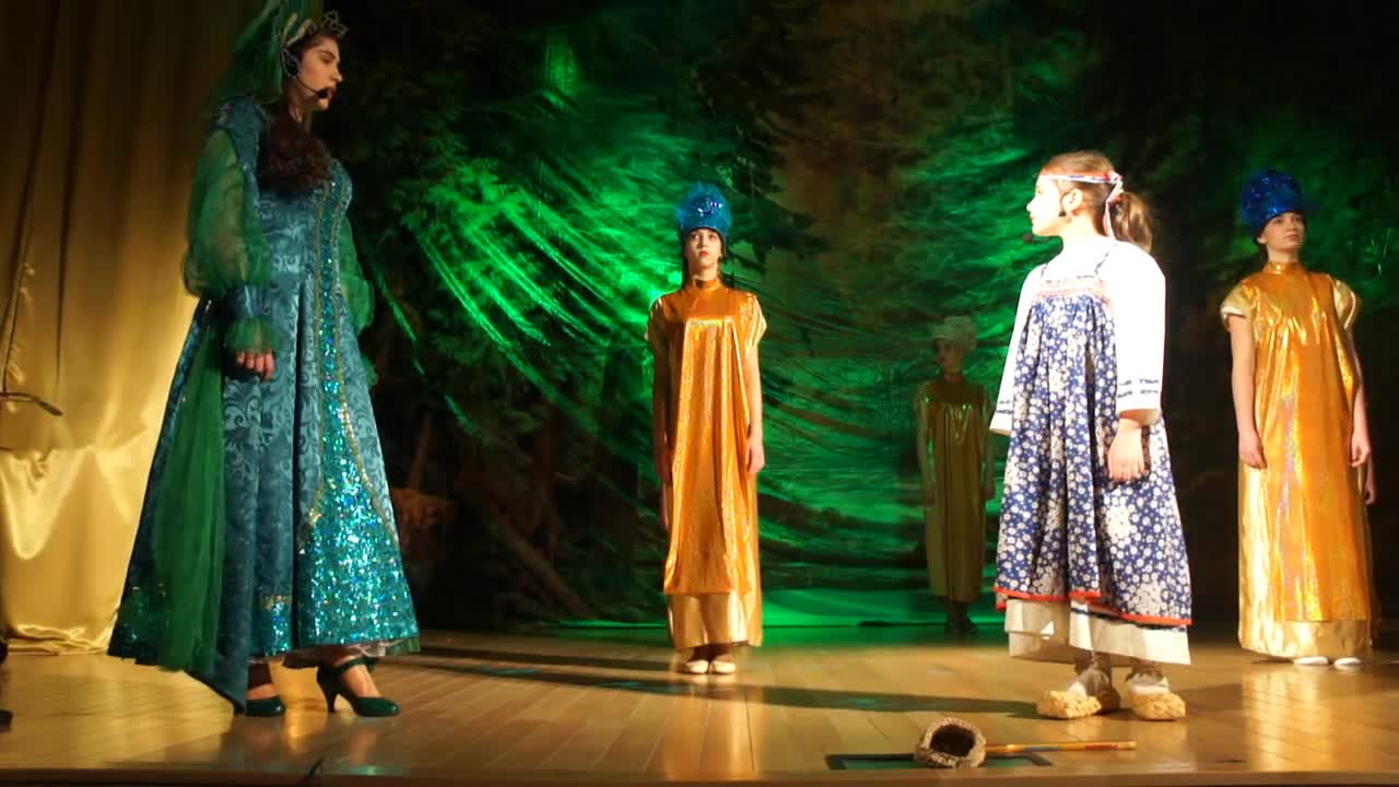 Таюткино зеркальце. Музыкальная быль.