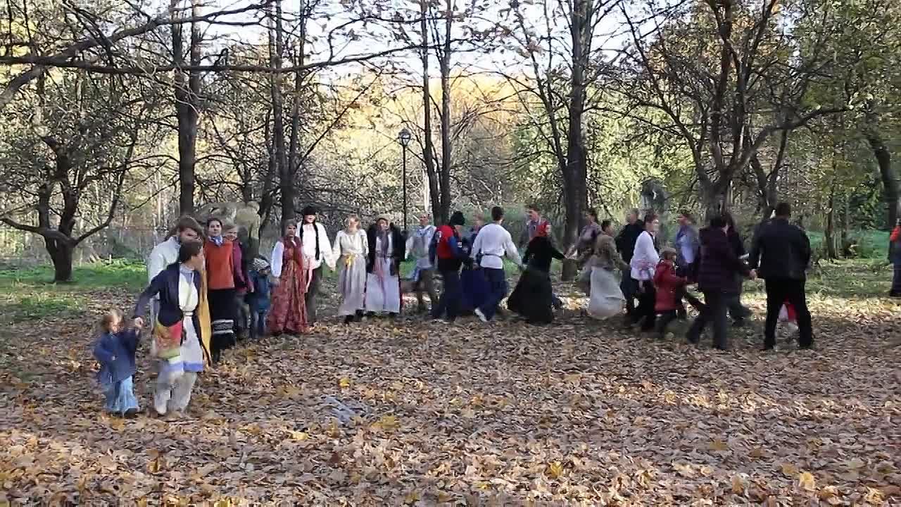 Народные танцы