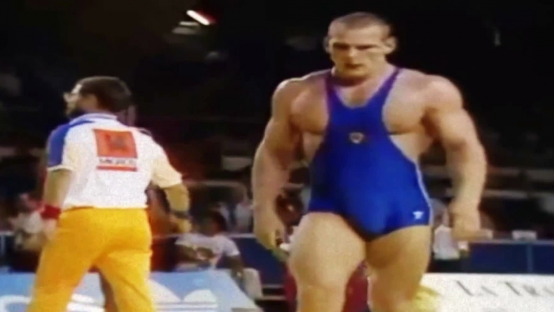 Александр Карелин