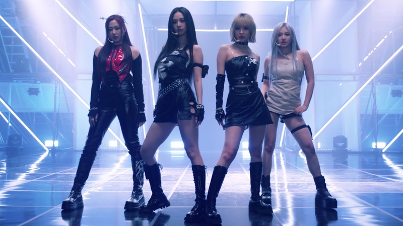 「 the performance stage 」