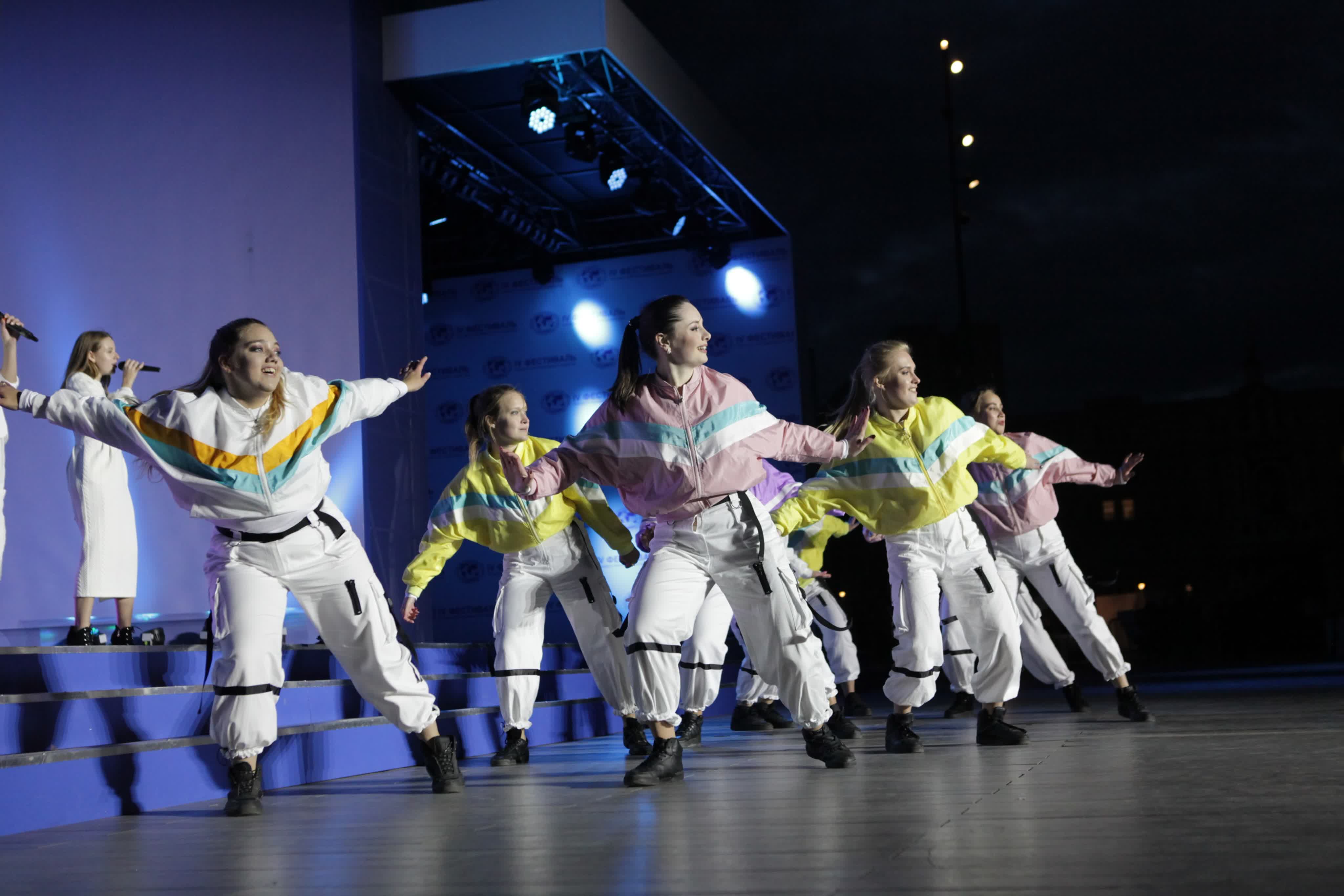 Поздравительные видосы)