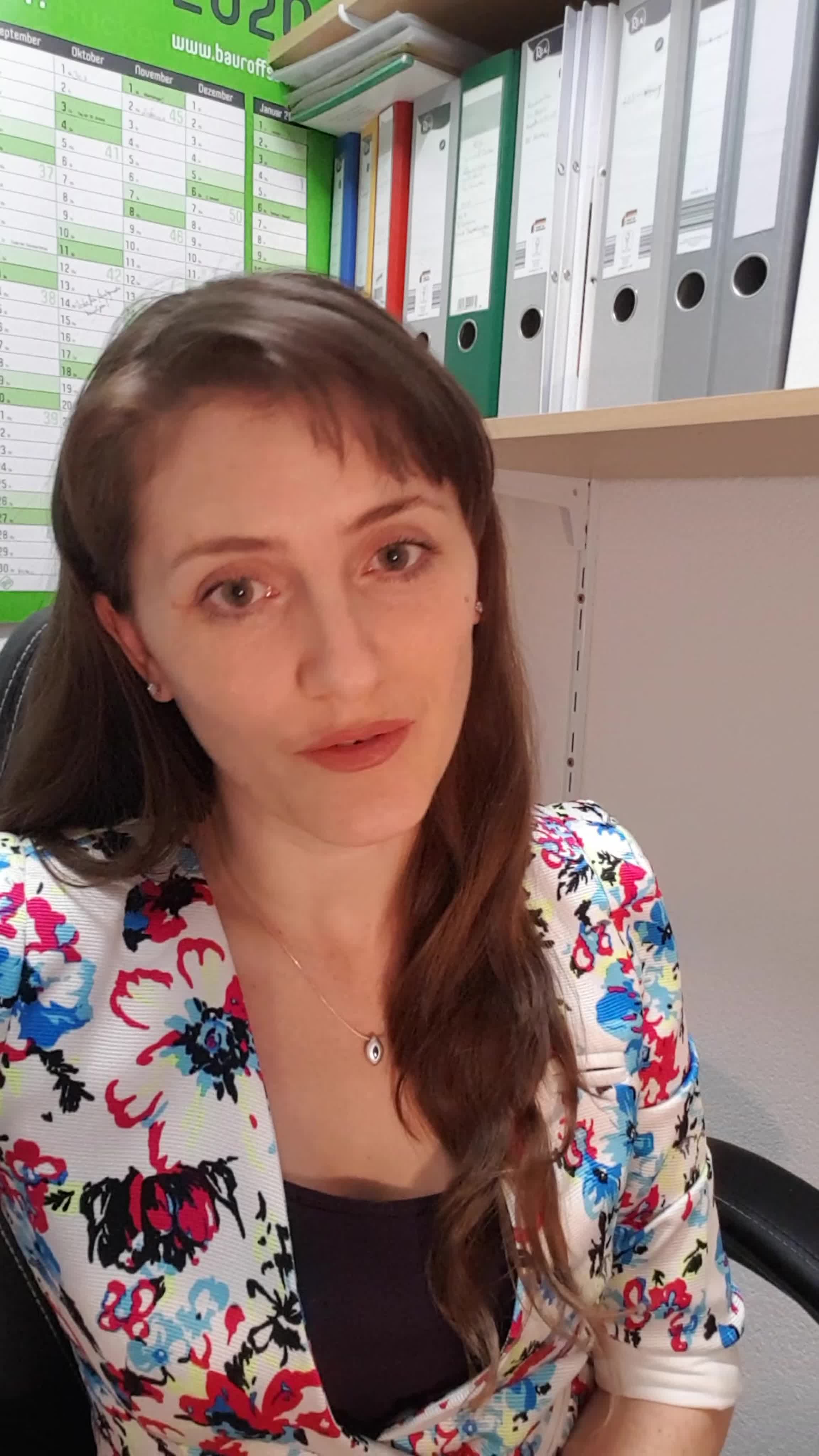 Экспресс курс «ВoTWorking. С чего начать?» С Новым годом! Лифтовая презентация разработчика чат-ботов