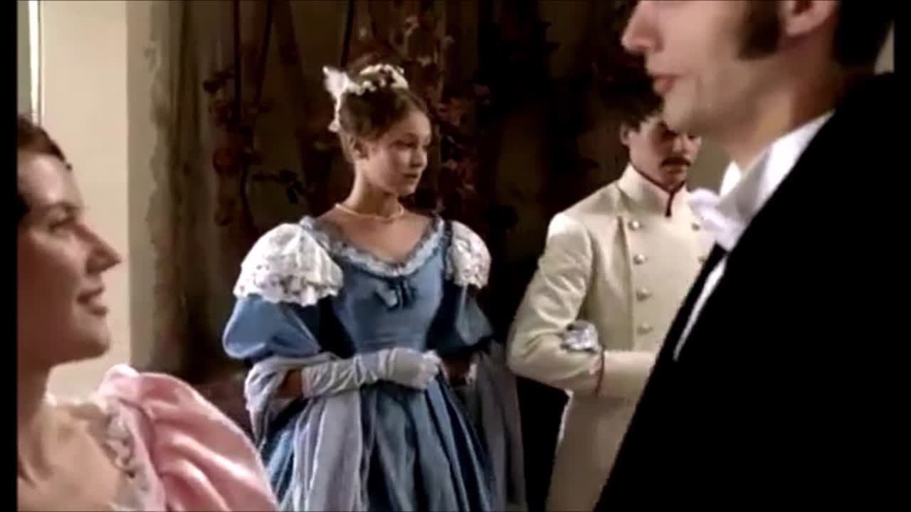 Видеоиллюстрации о балах в кино