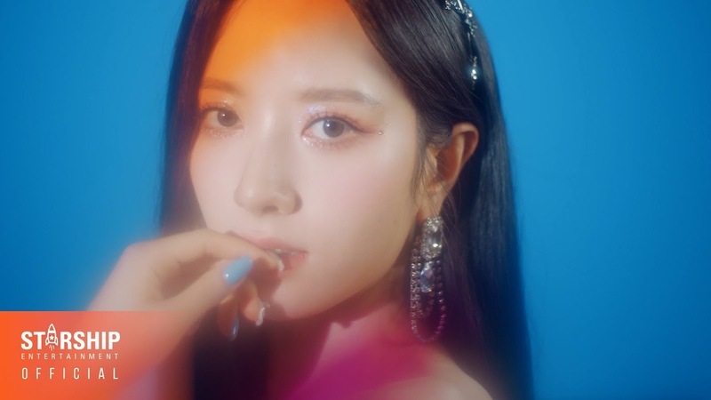WJSN / Cosmic Girls
