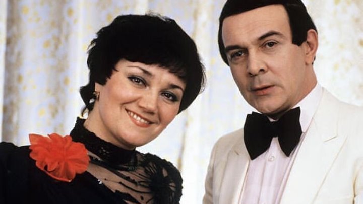 Муслим Магомаев (17 августа 1942 г.р.- 25 октября 2008 г.).