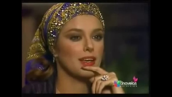 Lucia Mendez "Colorina"...