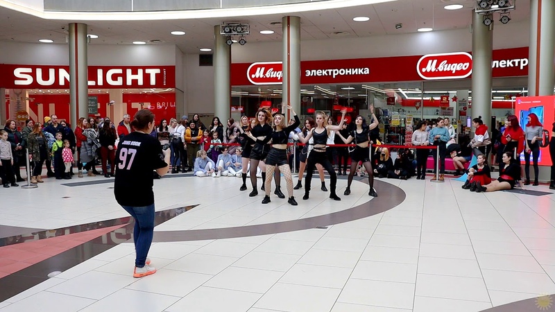 Kpop in public - StaRing Ent. 01.03.20