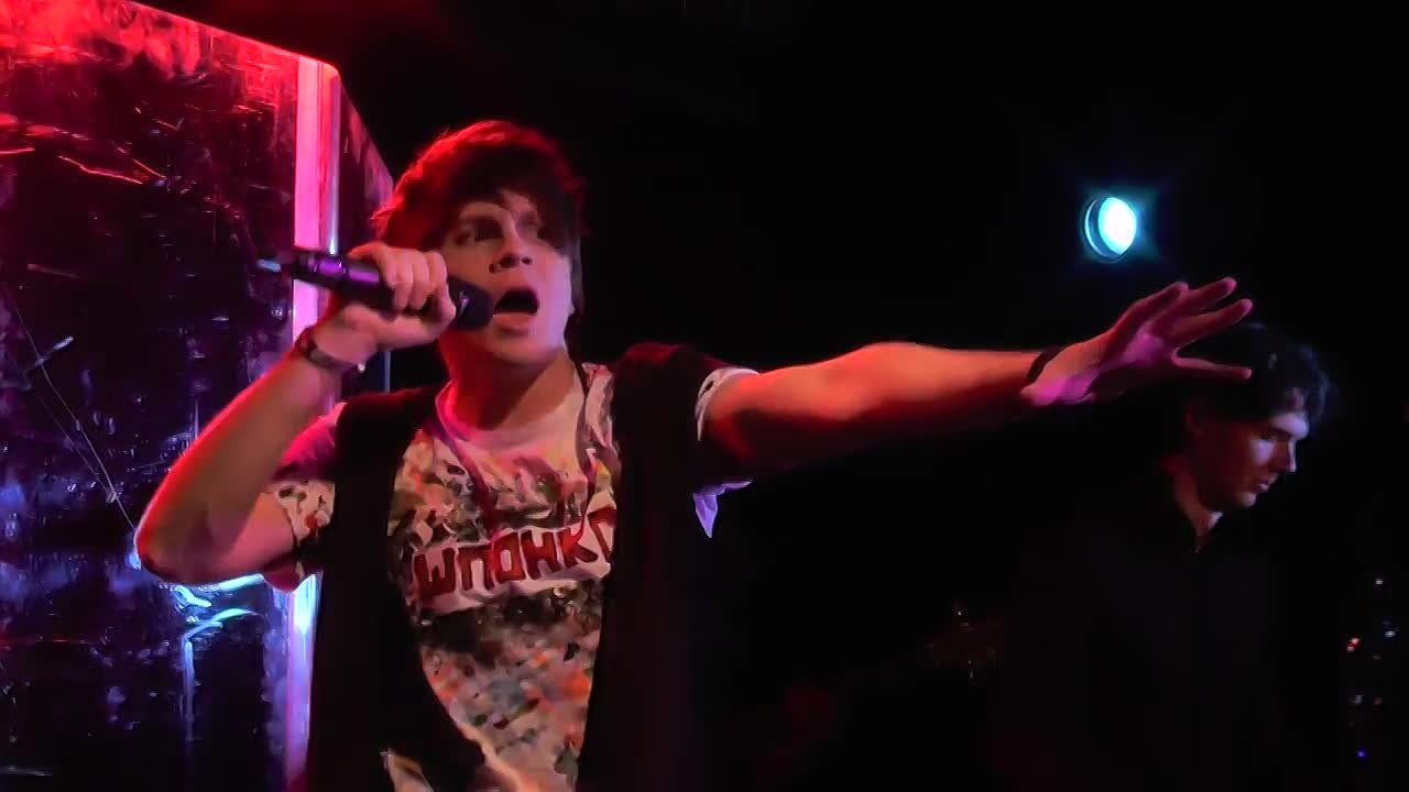 Александр БОН.Клуб 16 Тонн.06.03.2016