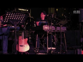 • Ван Ли Хом