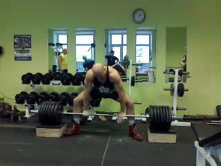 Подъём "в замок" штанги, другого снаряда