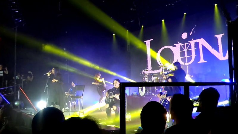 2018.03.31 LOUNA Aurora