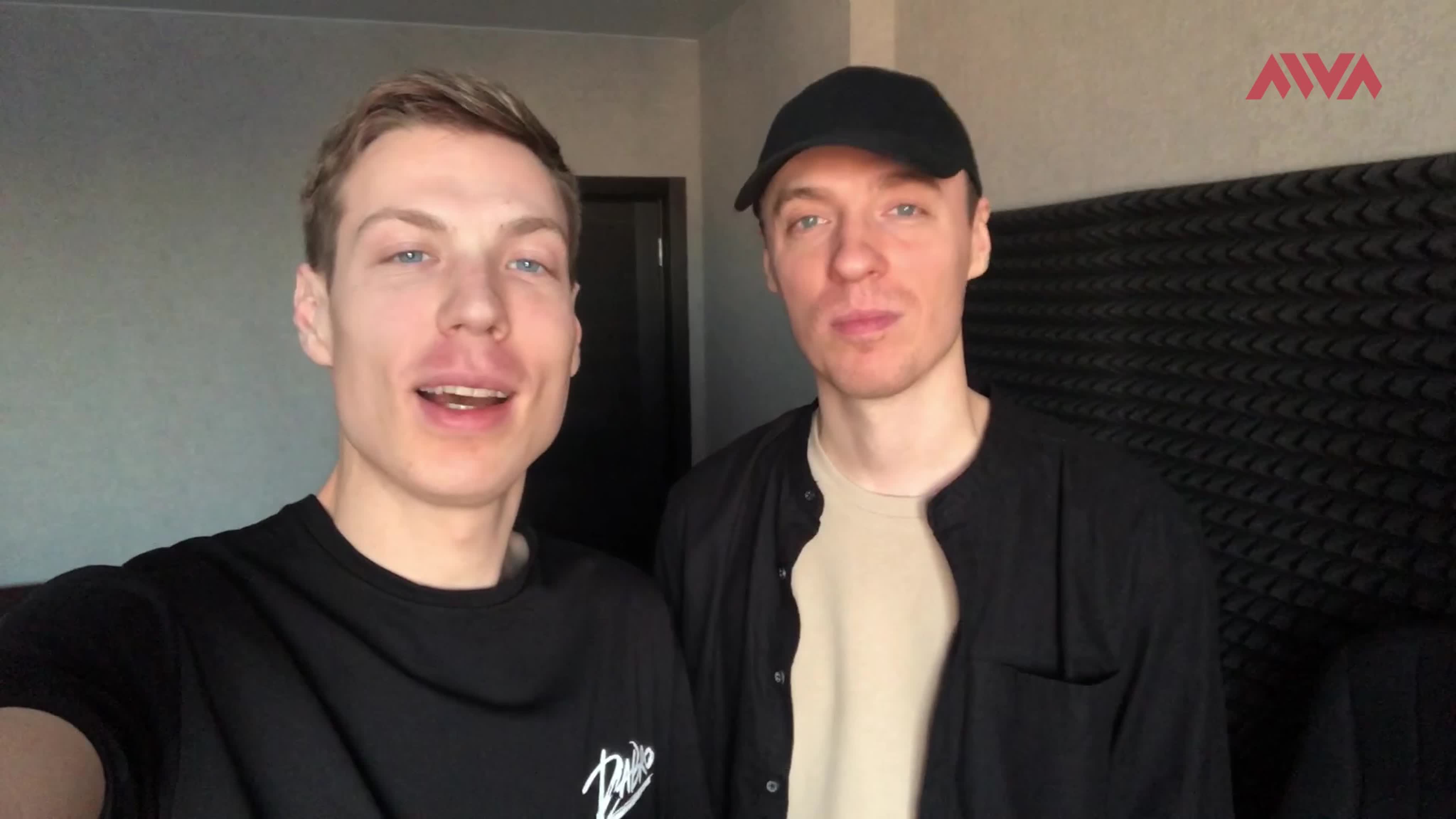 Новогодние поздравления от звезд АИВЫ