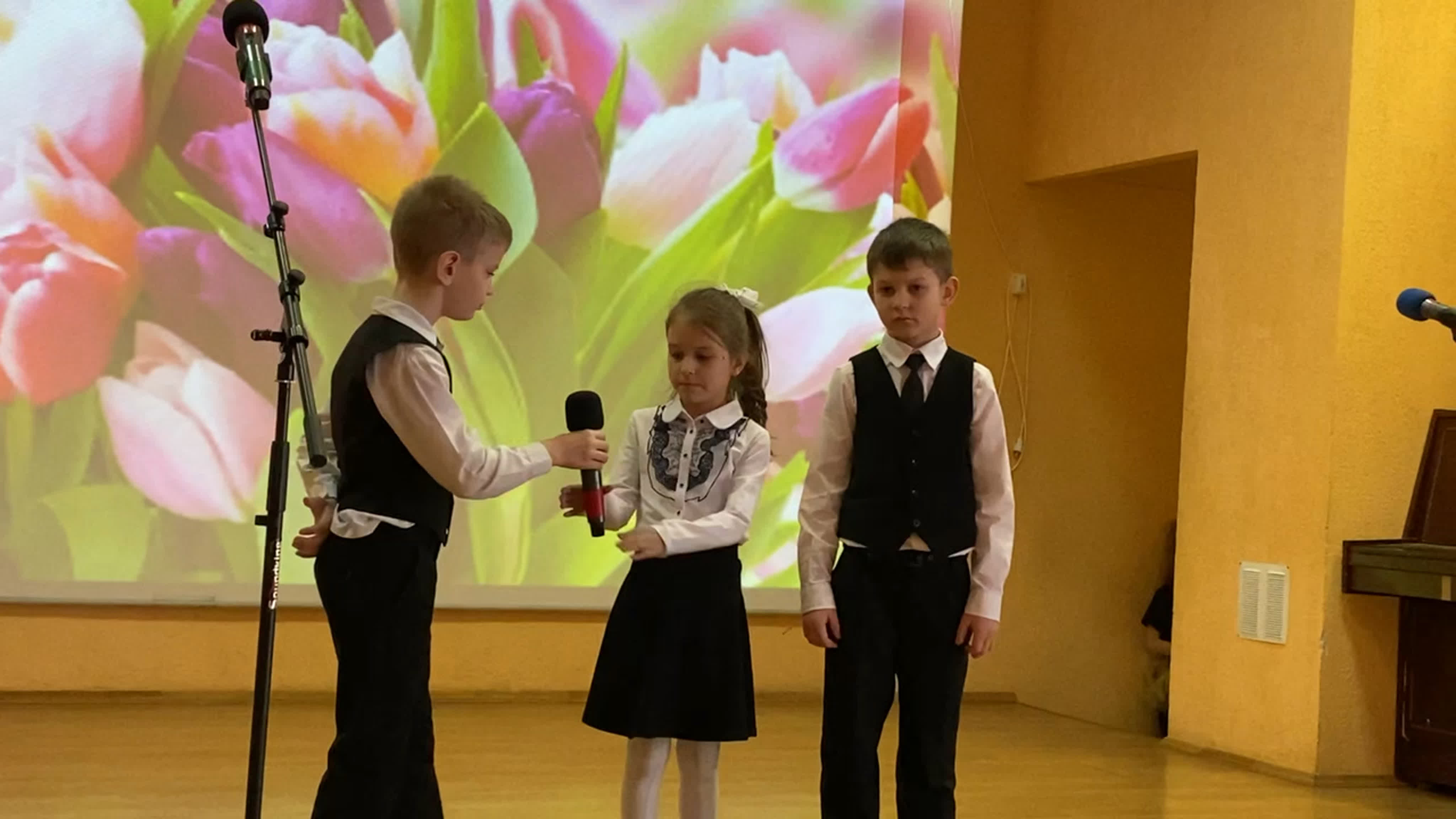 8 марта (4 марта концерт)