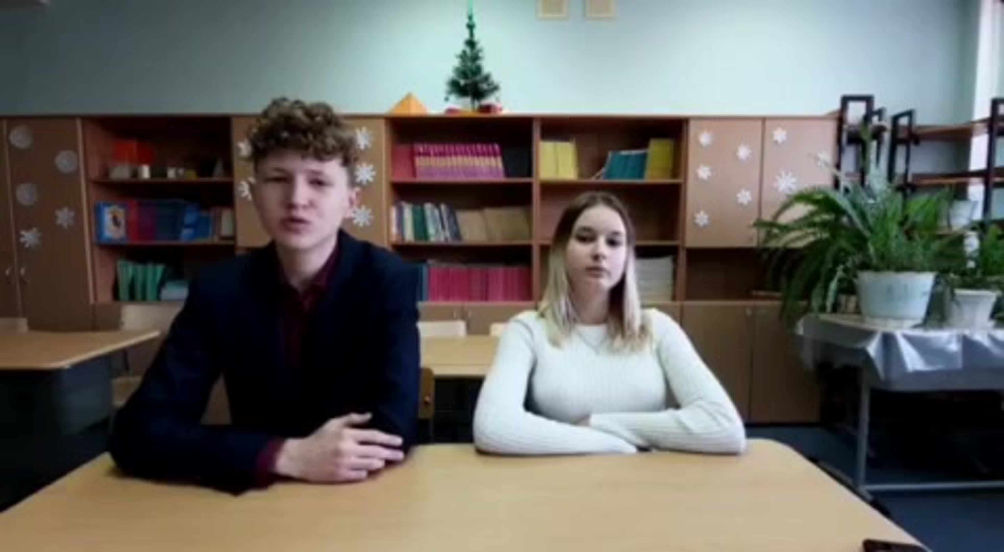 Конкурс "Новый год стучится в двери..."