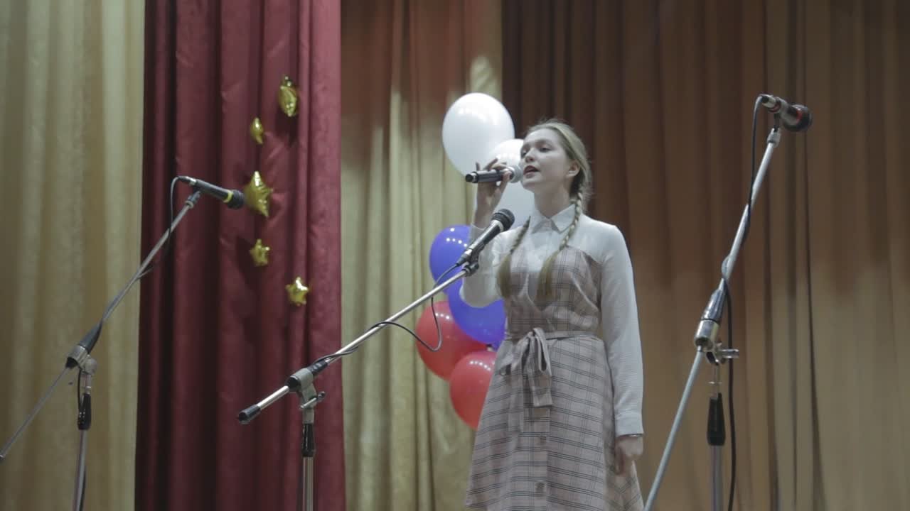 Городской конкурс патриотической песни и песни-речёвки (26.04.2022)