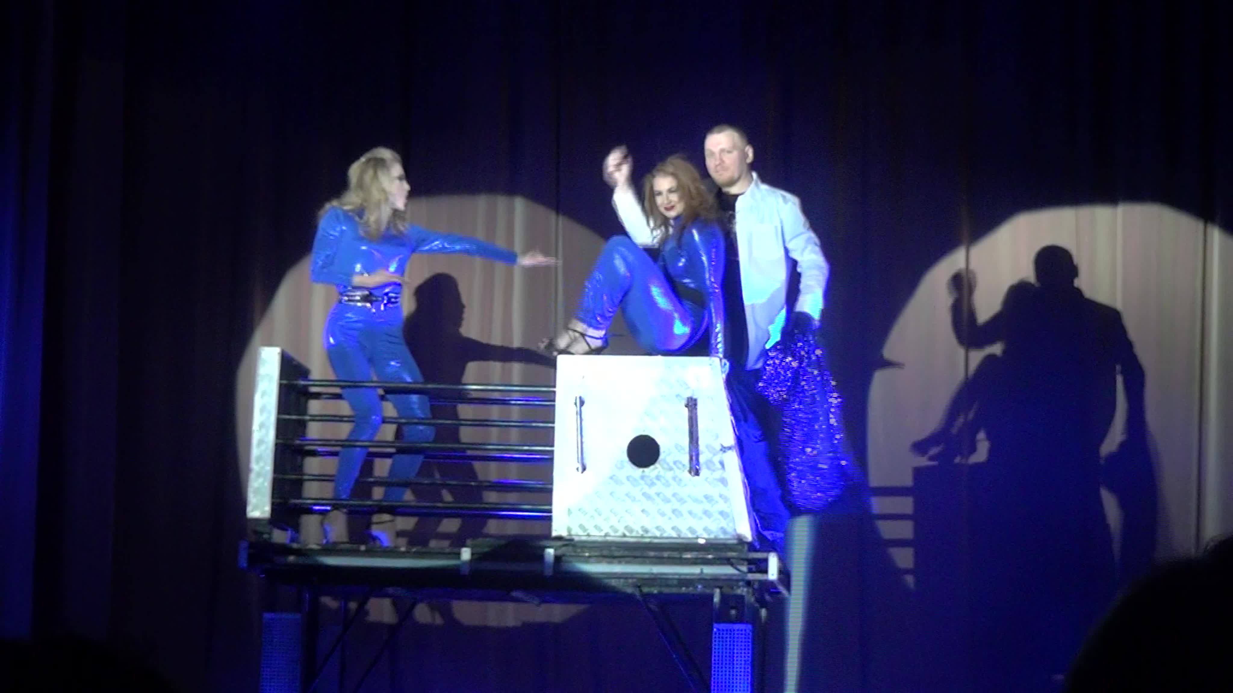 ШОУ САФРОНОВЫХ