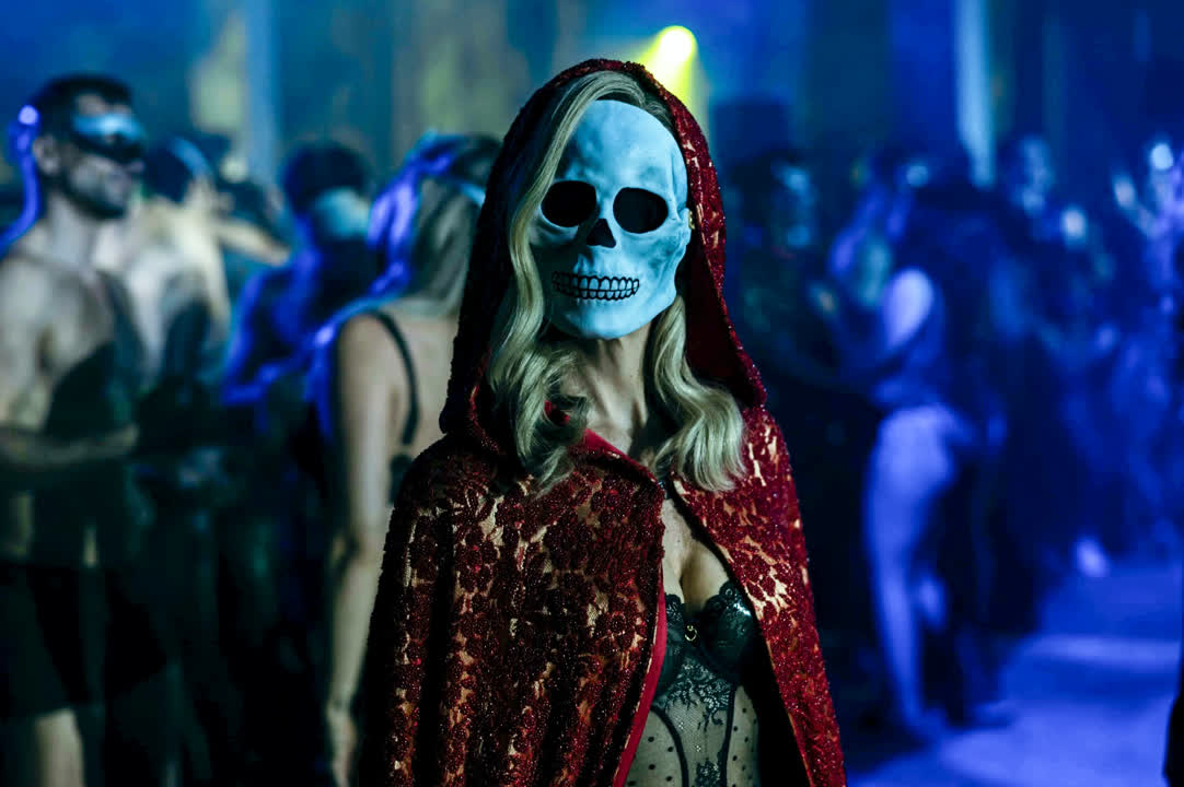 Сериал - Падение дома Ашеров 2023