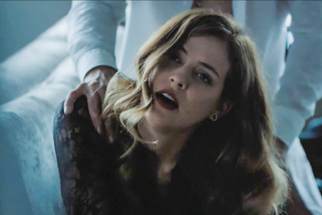 Сериал - Девушка по вызову 1 сезон