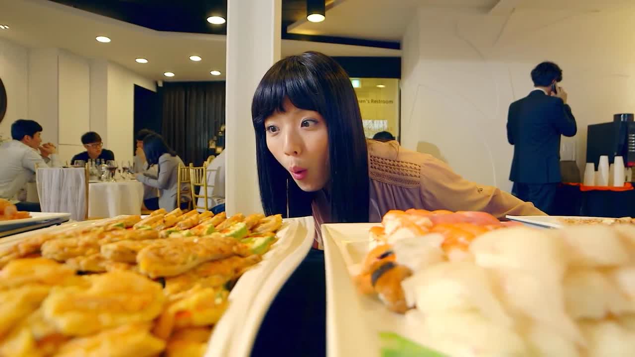 Еда существования | Eating Existence | 먹는 존재 2016