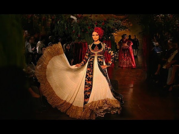 Fashion / Style / Beauty