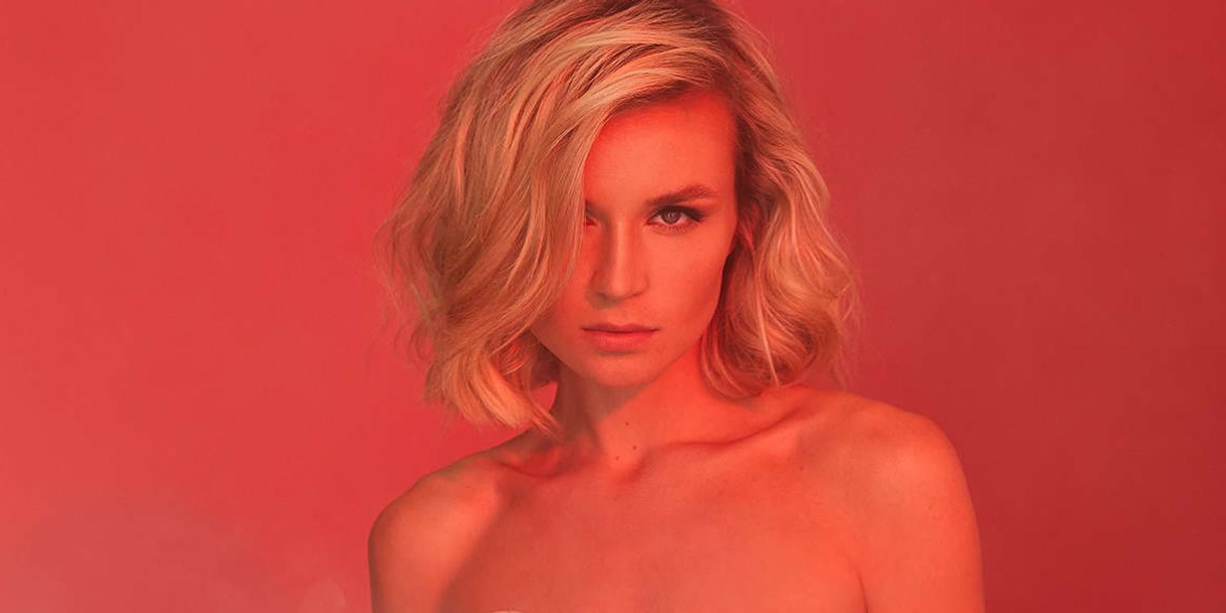 Полина Гагарина- "ШОУ СМОТРИ"