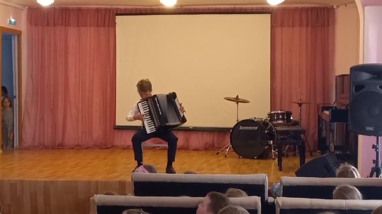 15.06.22 «Знакомство с музыкальными инструментами»