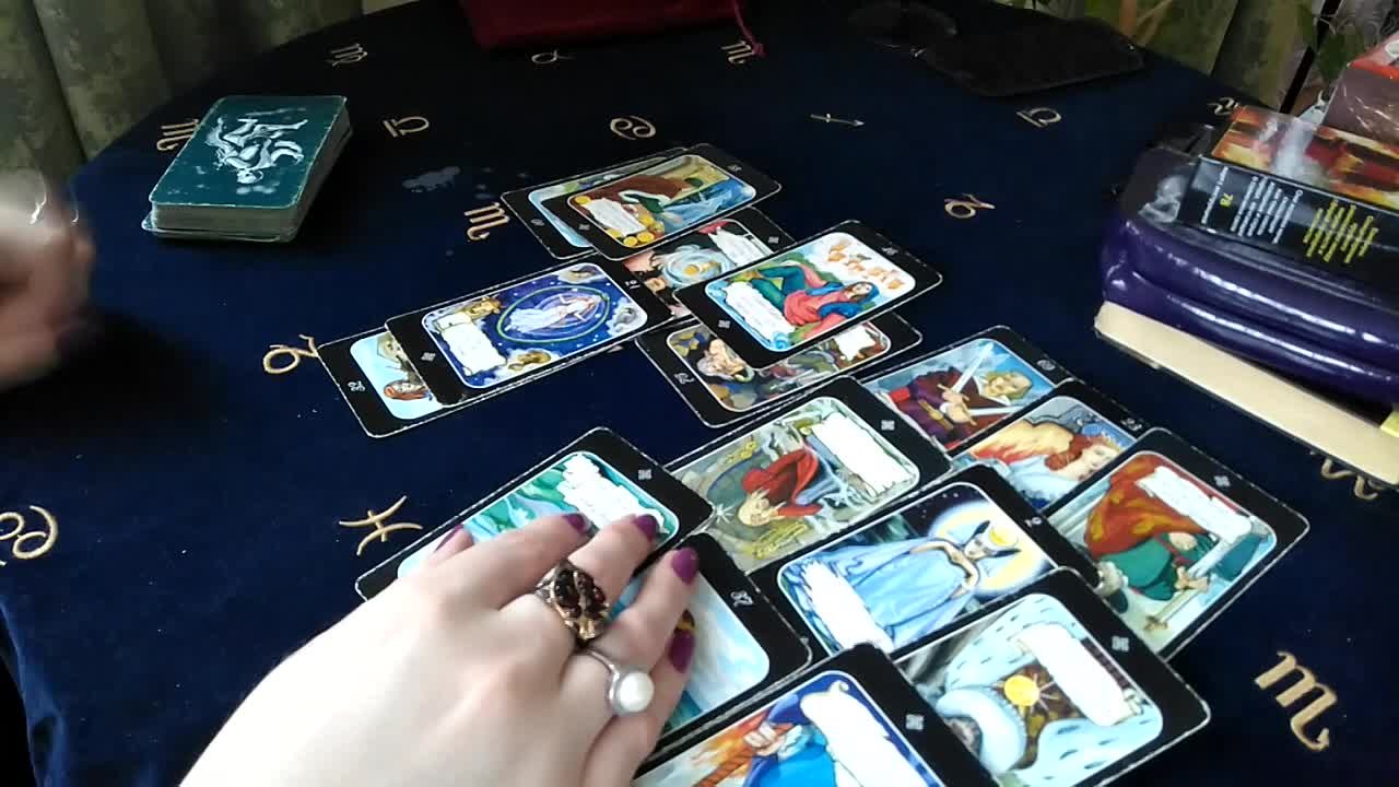 ИВАНОВ СЕРГЕЙ. ГАДАНИЕ...