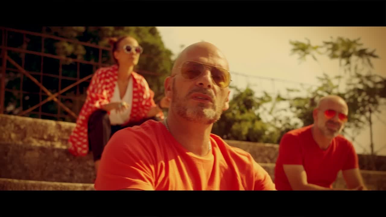 Официальные видеоклипы