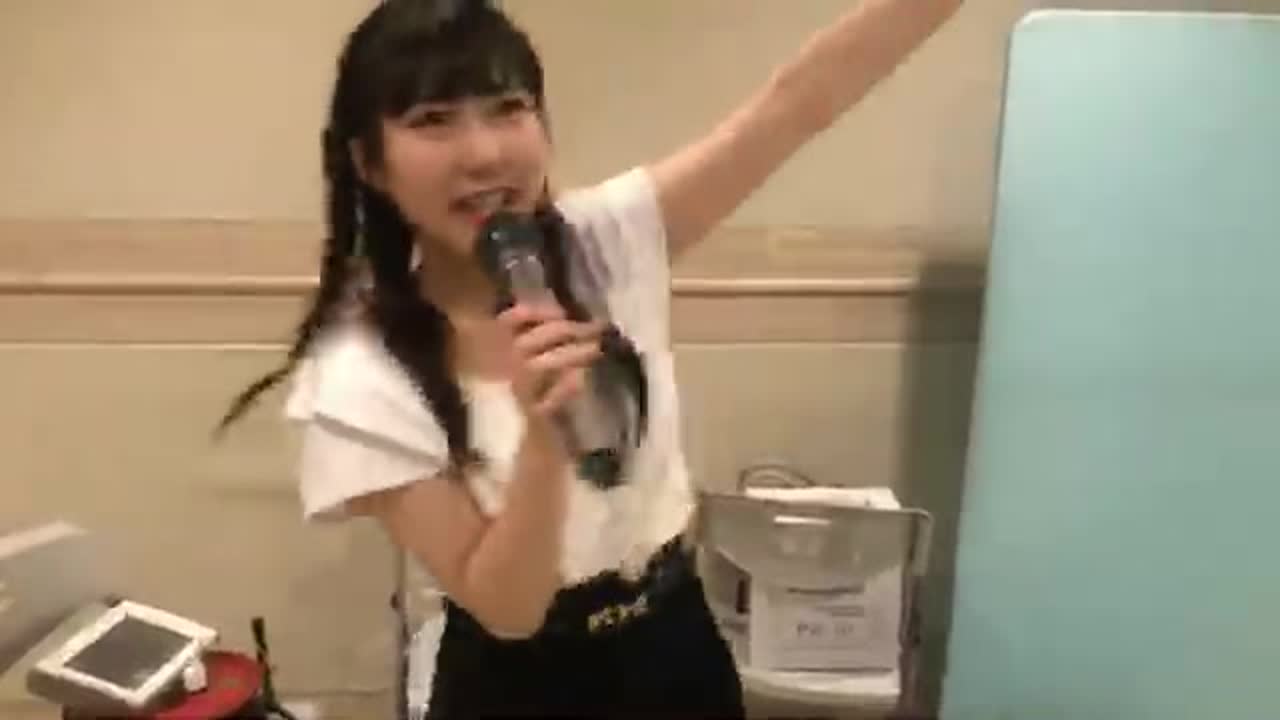 180809 Showroom - HKT48 Team H Tanaka Miku 2030