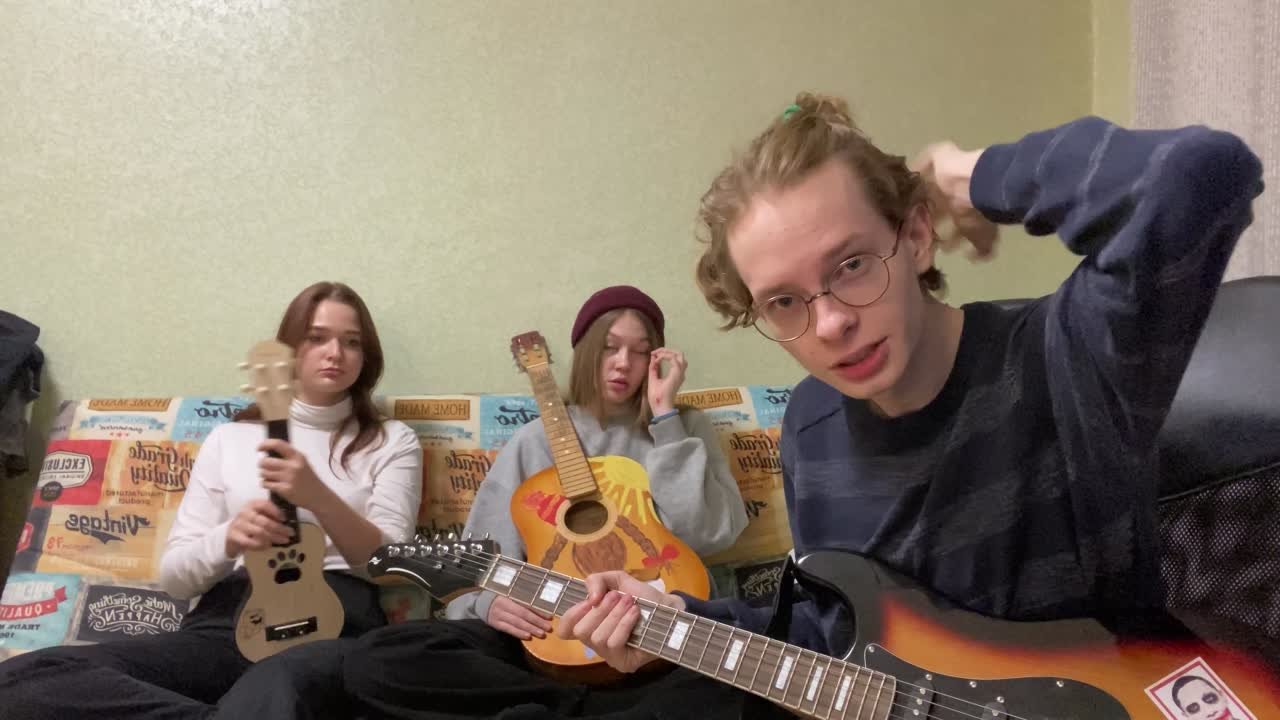 Про Букашкина