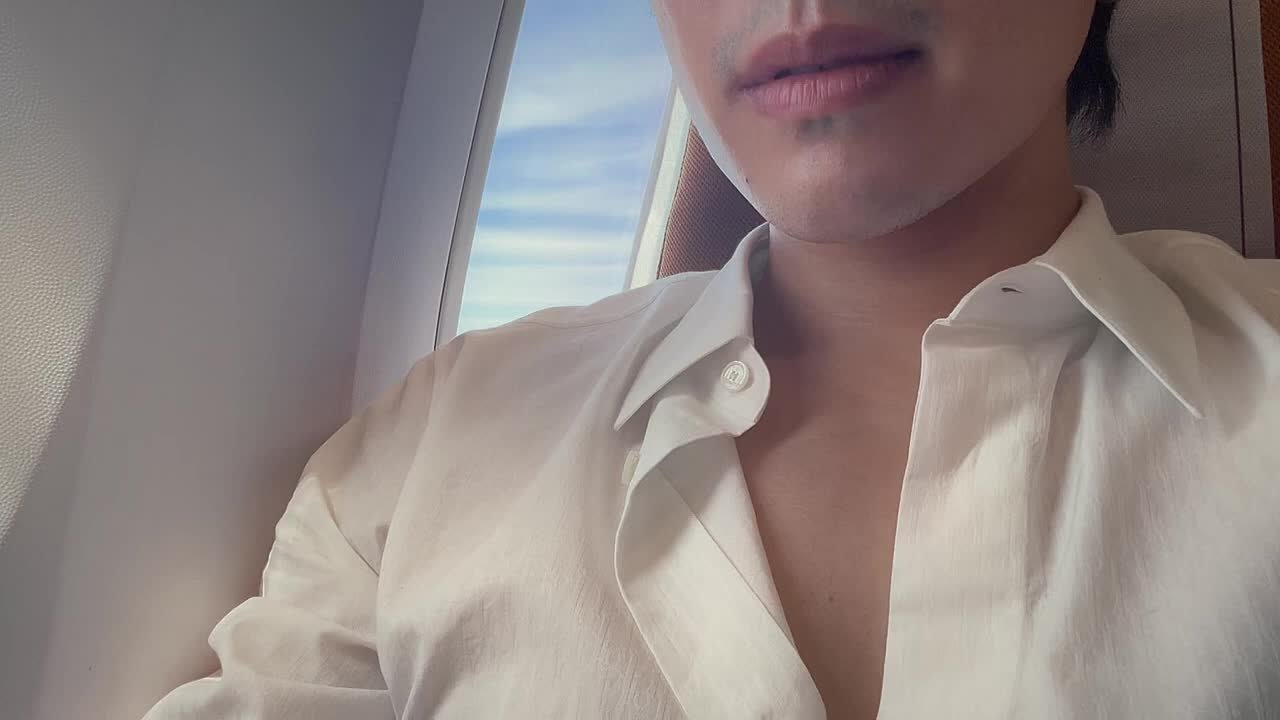 [Официальные видео-участия Майла]