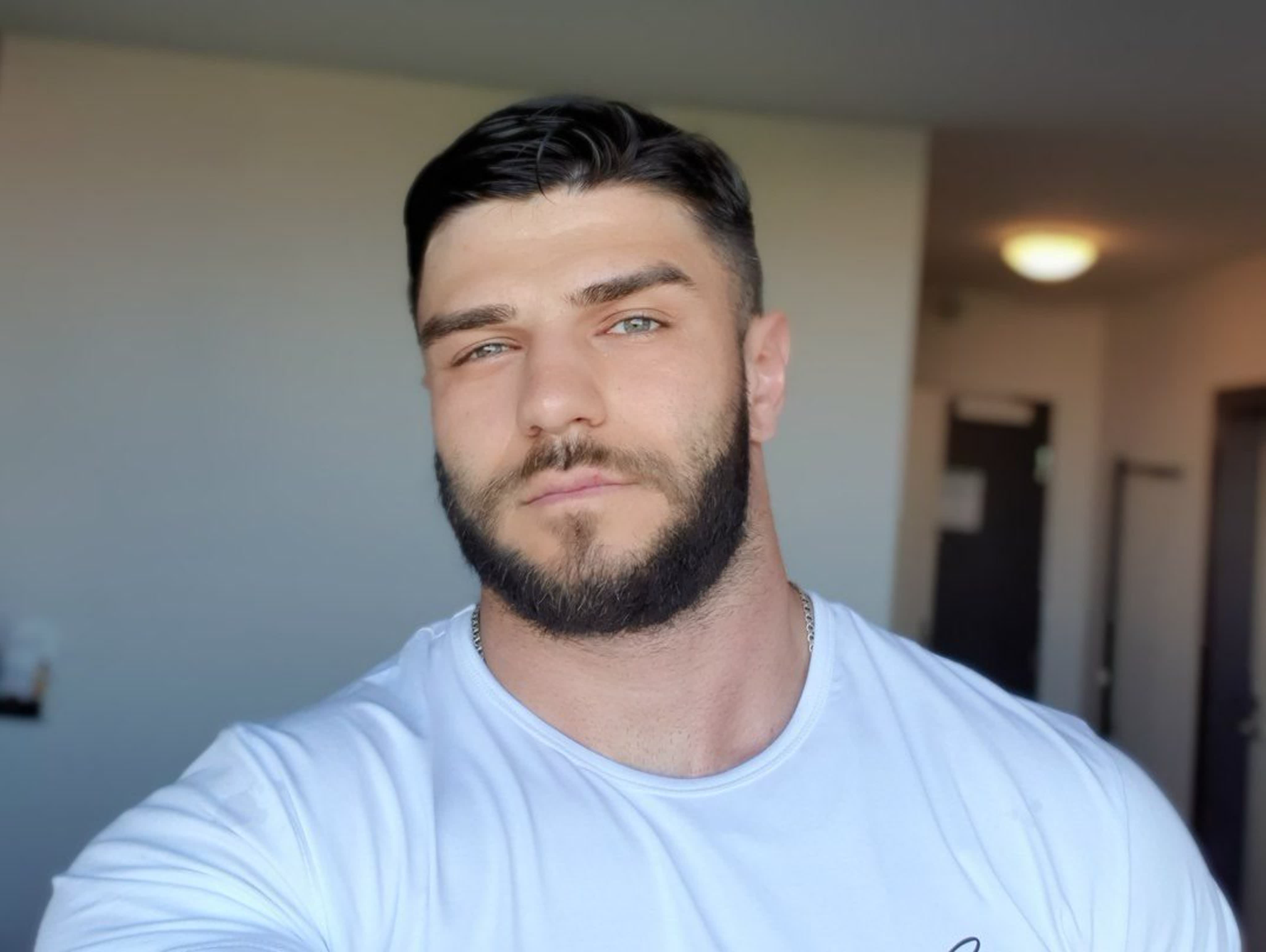 Владислав Поздняков