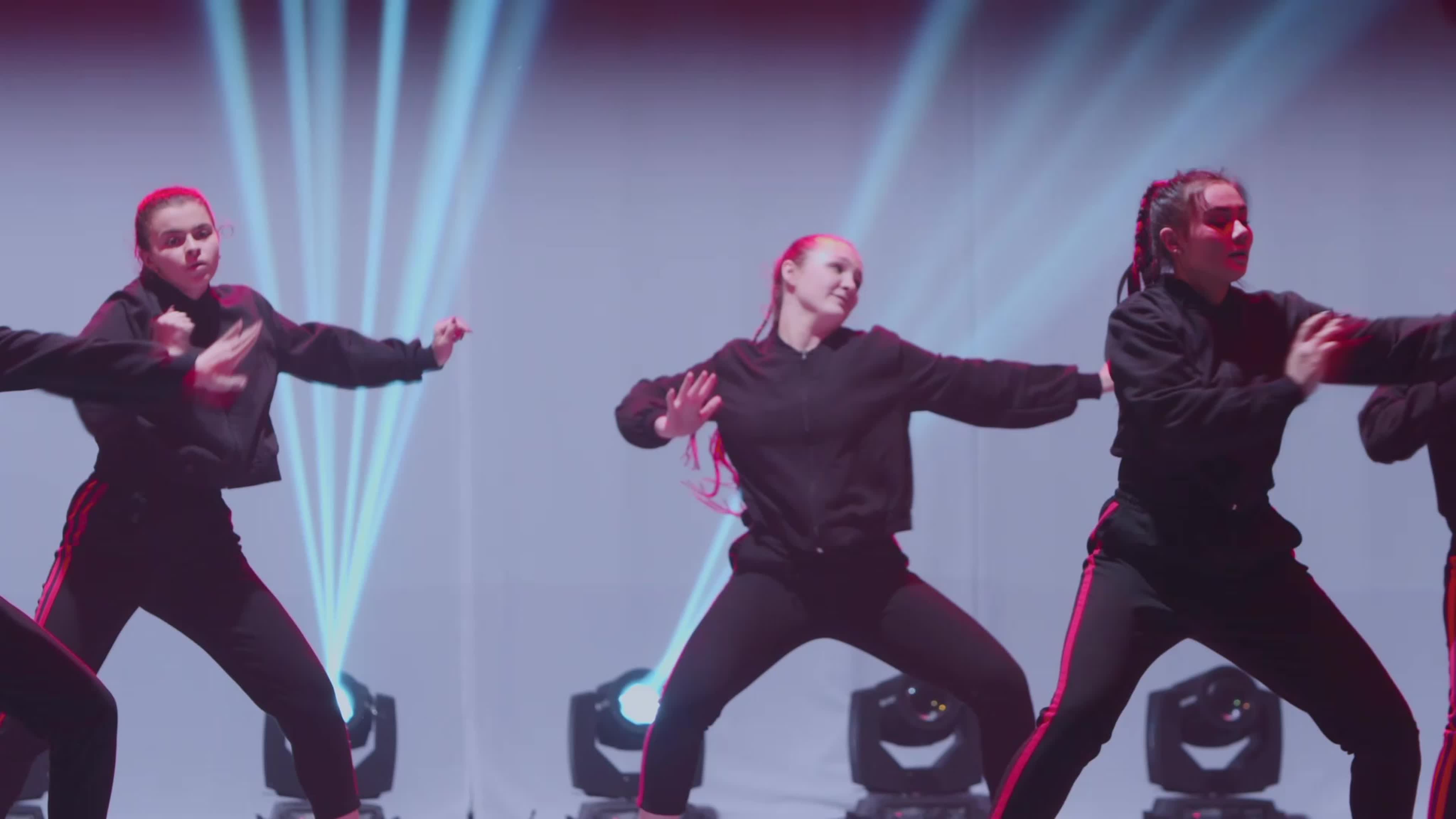 #двадцатьдевятнадцать