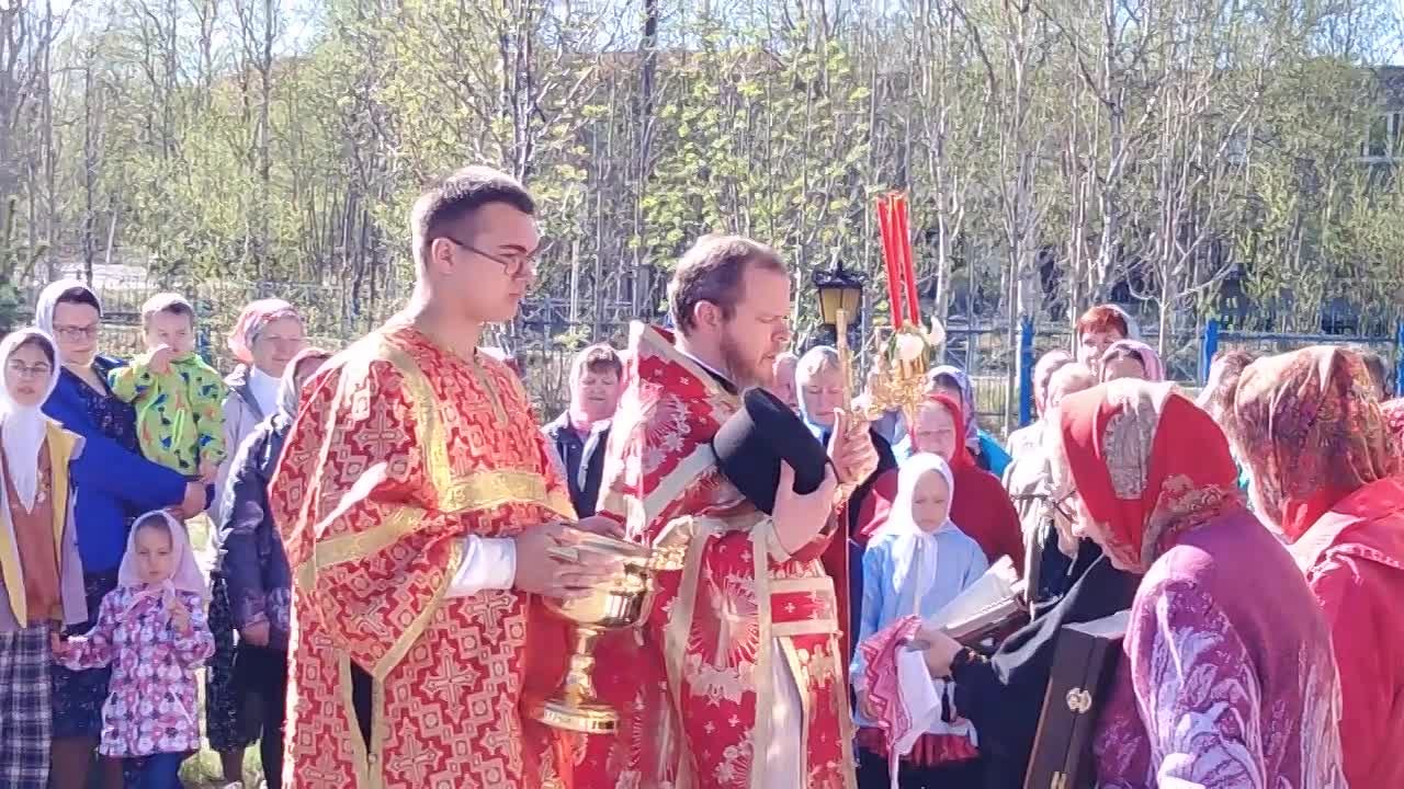 Славим Христа Воскресшего.Христос Воскресе! Воистину Воскресе!